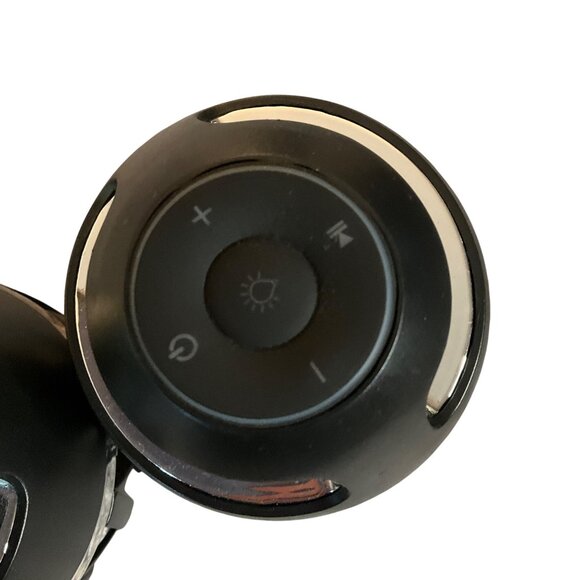 Tikitunes Wireless Bluetooth Outdoor/Indoor Speaker Pair LED Flickering Ambiance - Picture 4 of 9